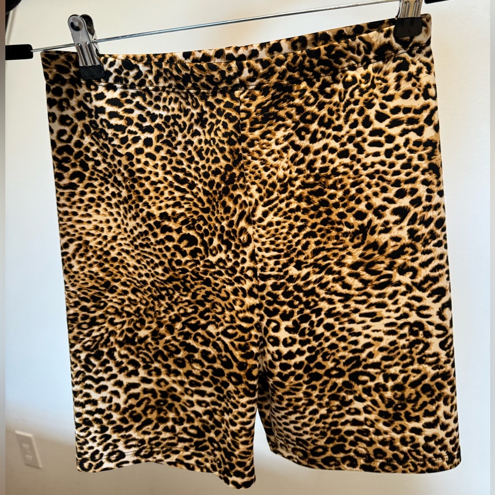 Kittenish Cheetah Biker Shorts